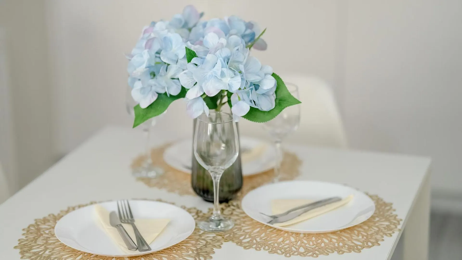 Apartament Stylowe I Eleganckie Studia Very Berry W Poznaniu By Noclegi Renters Polska
